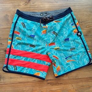 Hurley swim shorts - size 34